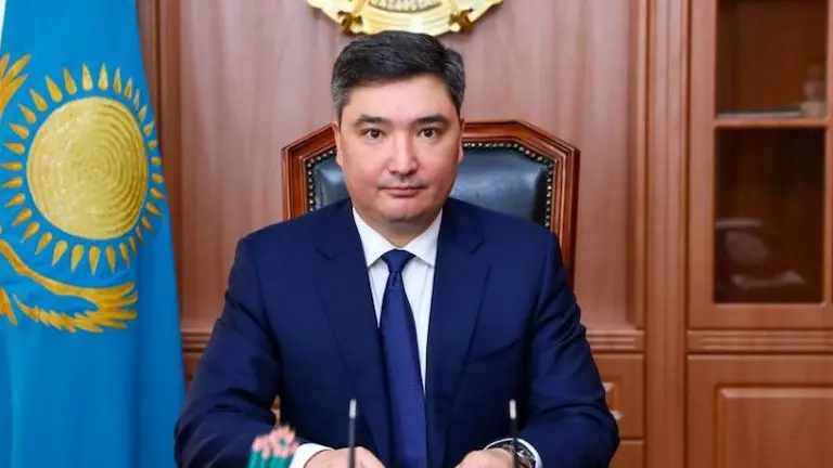 Premier_Olzhas_Bektenov