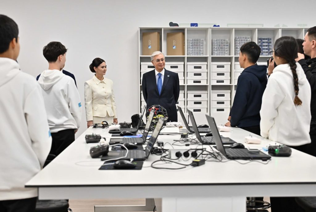 85bf6da0 73e4 407a a831 b9b09c74df98