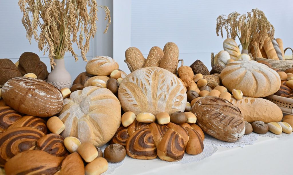 photo 5195369974171041095 y