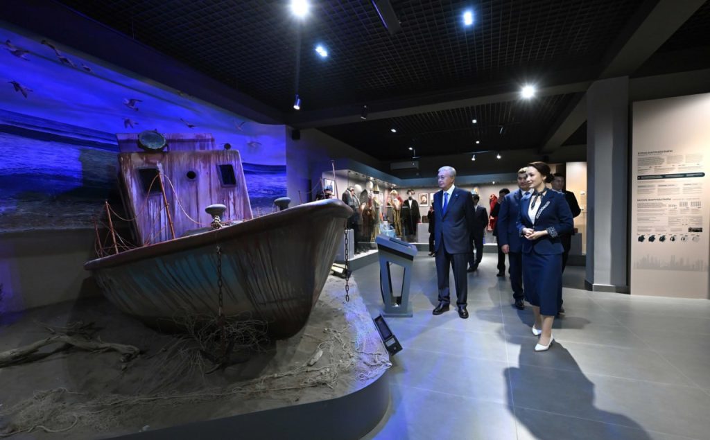 photo 5195369974171041324 y