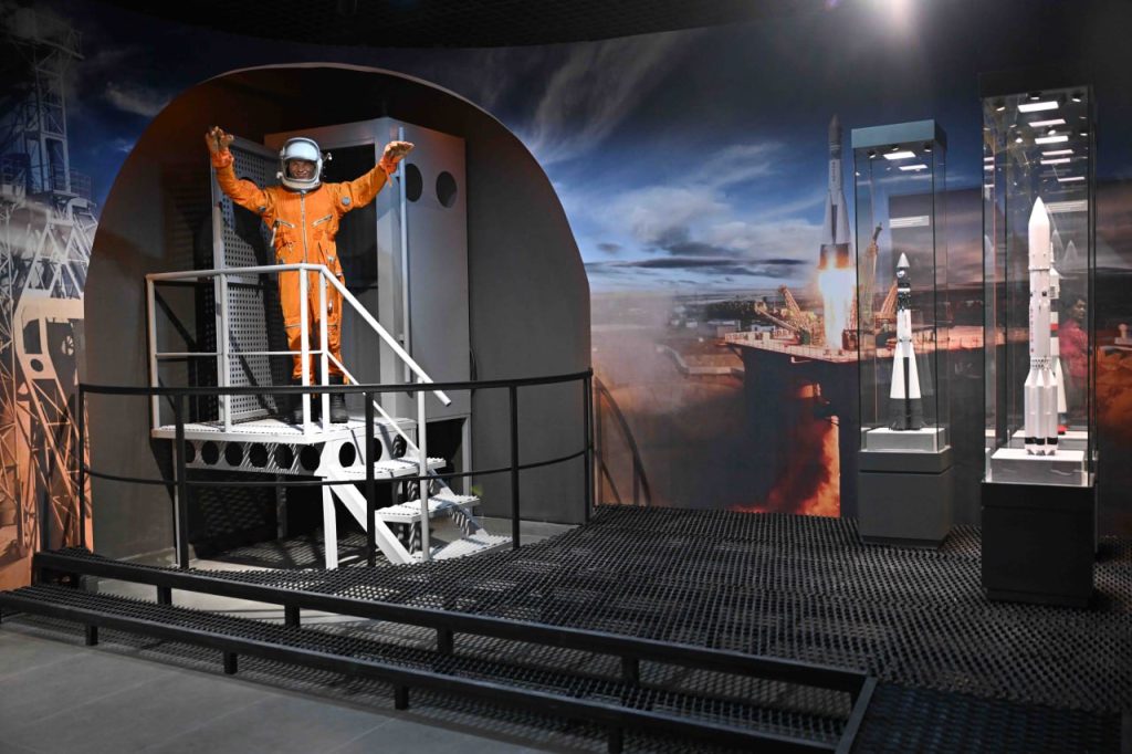 photo 5195369974171041326 y