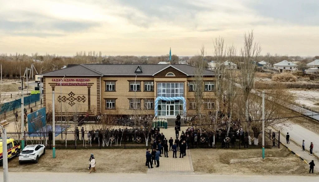 585389375 1141796424808267 51797