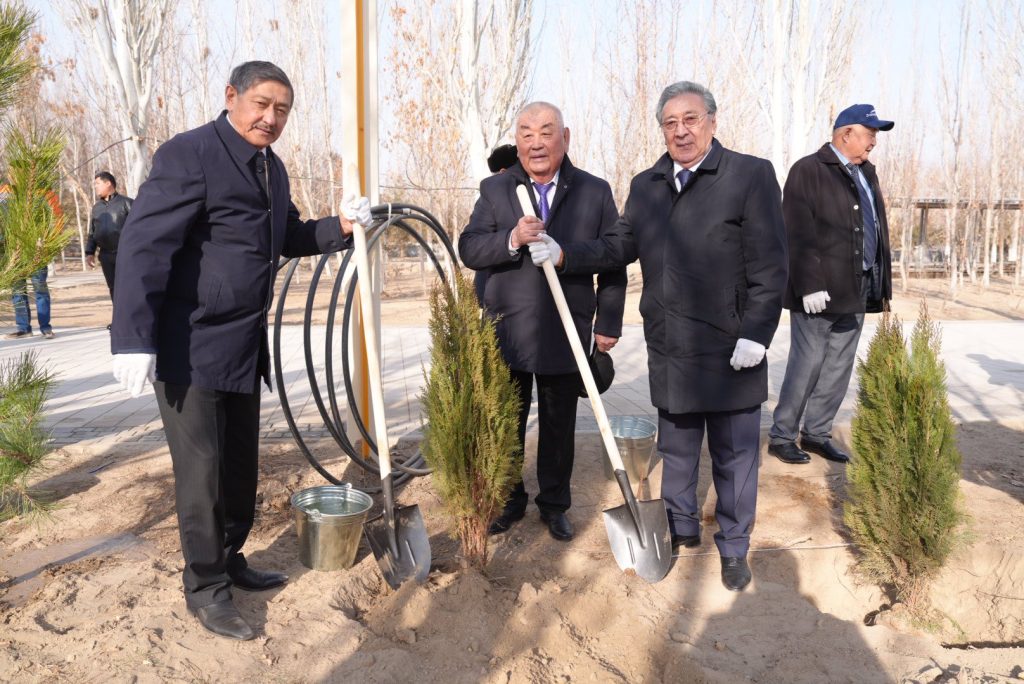 586449438 1143990921255484 576982670473602625 n