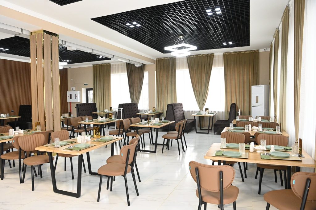 595133760 1155493493438560 5900129235012696515 n