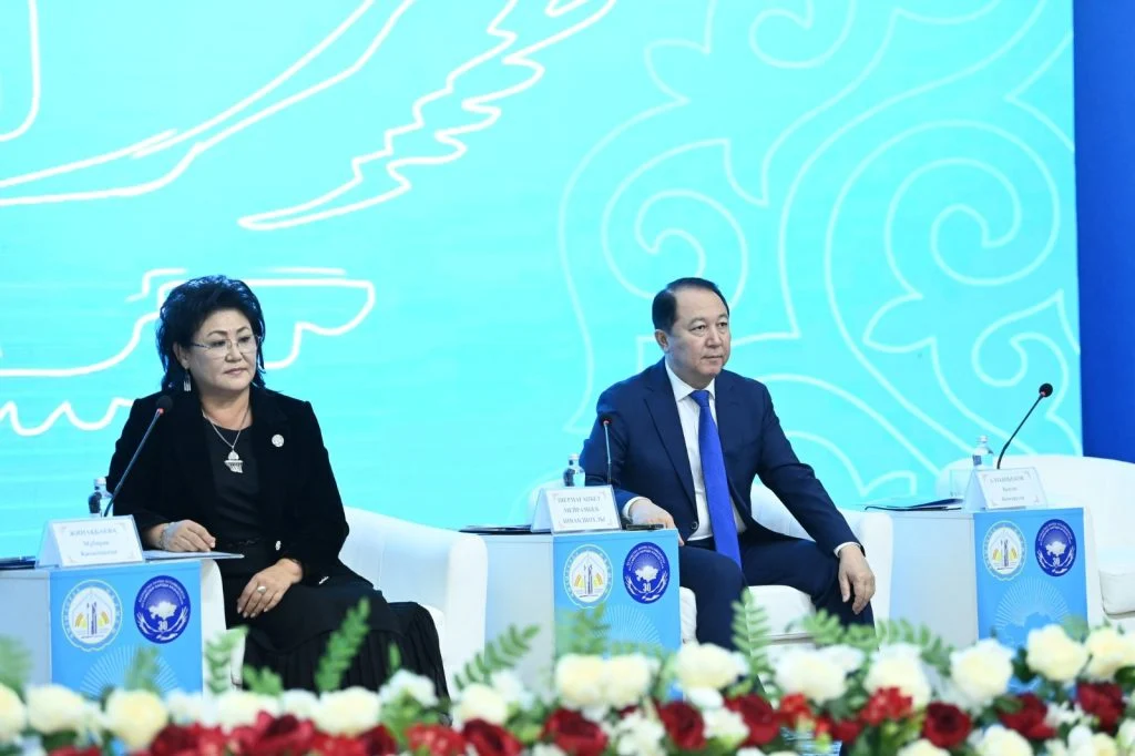 e11bfae9 0674 4e6b b6f6 7e307e93a973