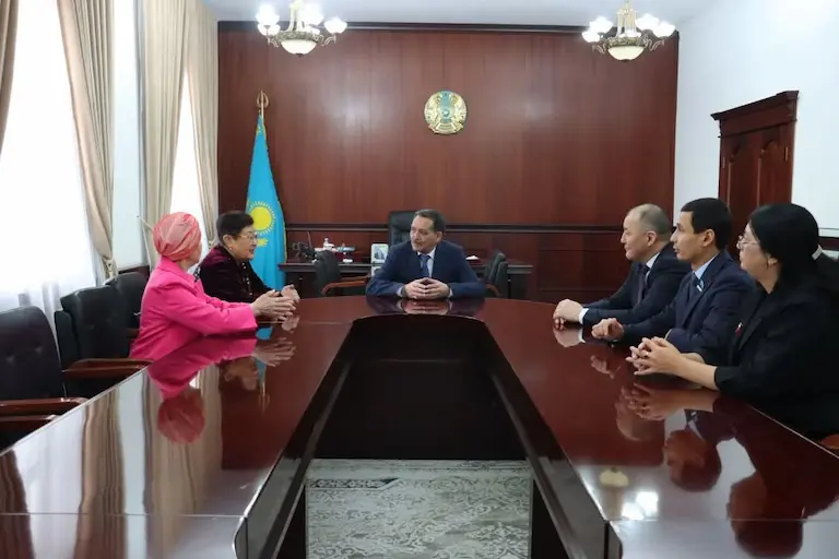 Қаламгерлерге құрмет көрсетті