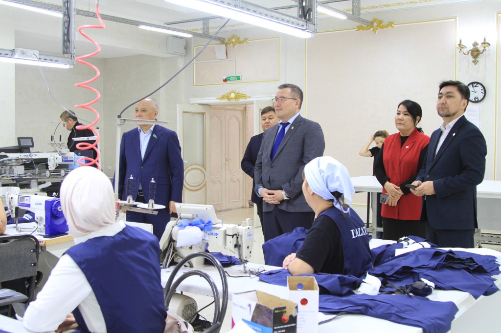 4dea69a0 d926 4403 9086 ed5033e519f9