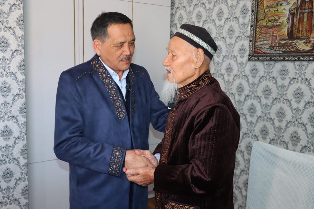 feeb3a31 2ca5 4e0b b0f8 aa433a0ed583