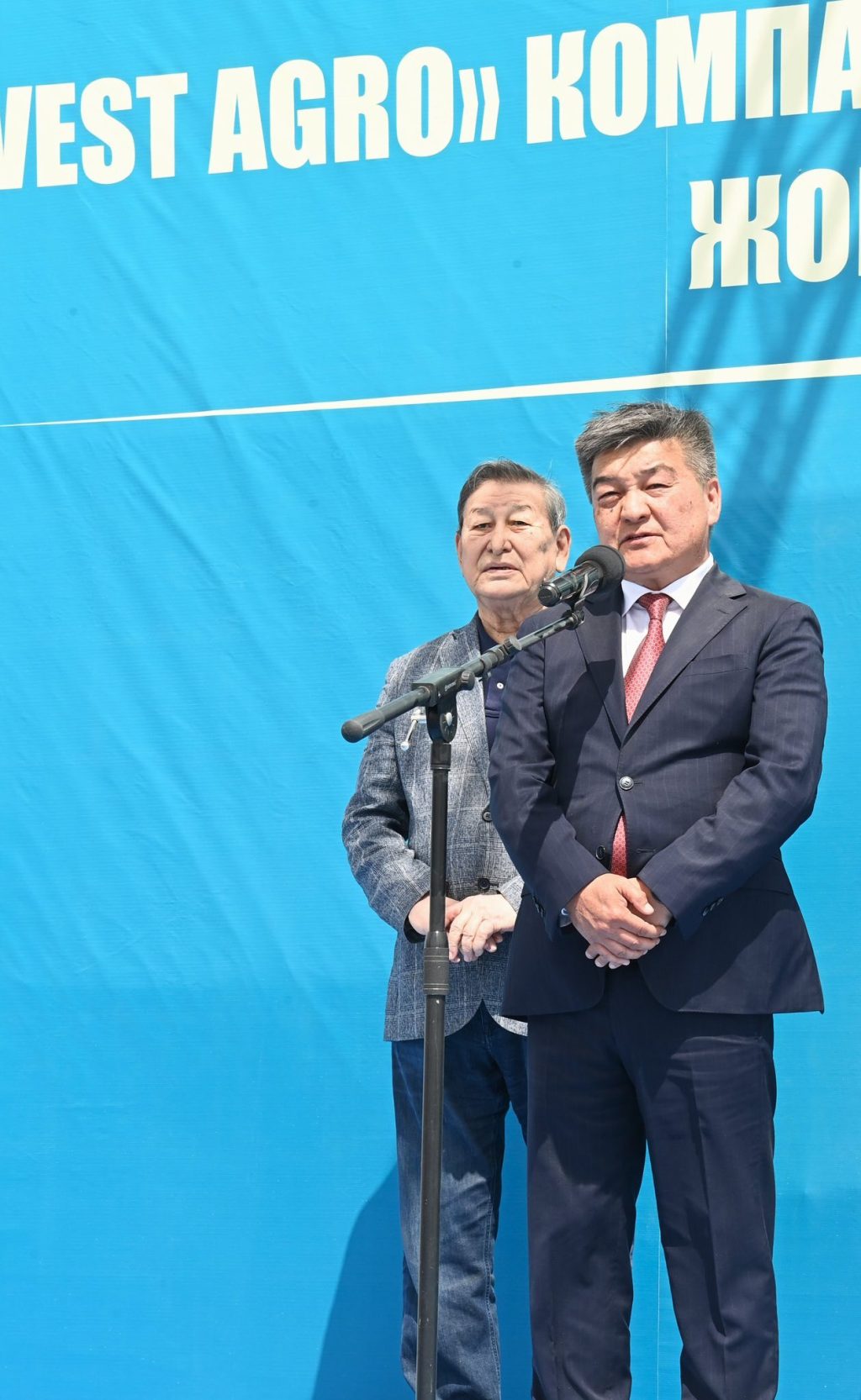 672695136 1260487099605865 92227