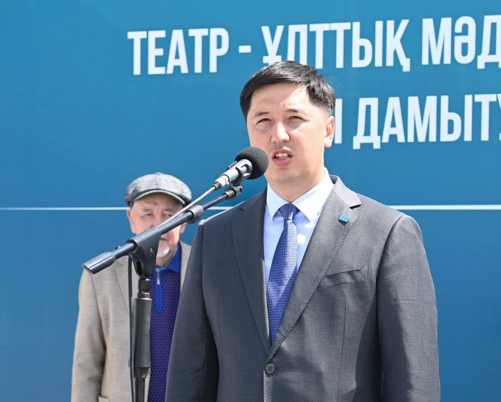 673753813 1259623789692196 63908